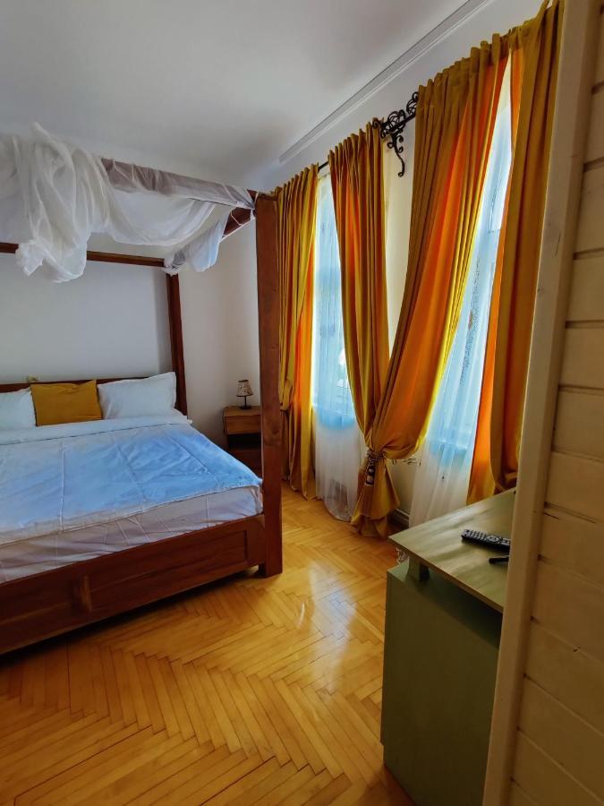 Castle Gate Hotel บราน ภายนอก รูปภาพ