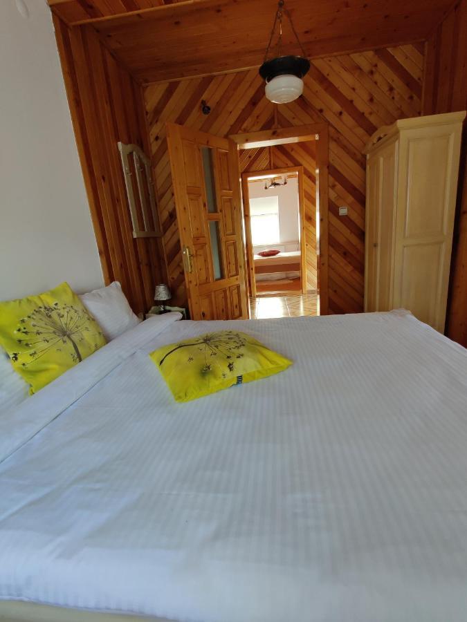 Castle Gate Hotel บราน ภายนอก รูปภาพ
